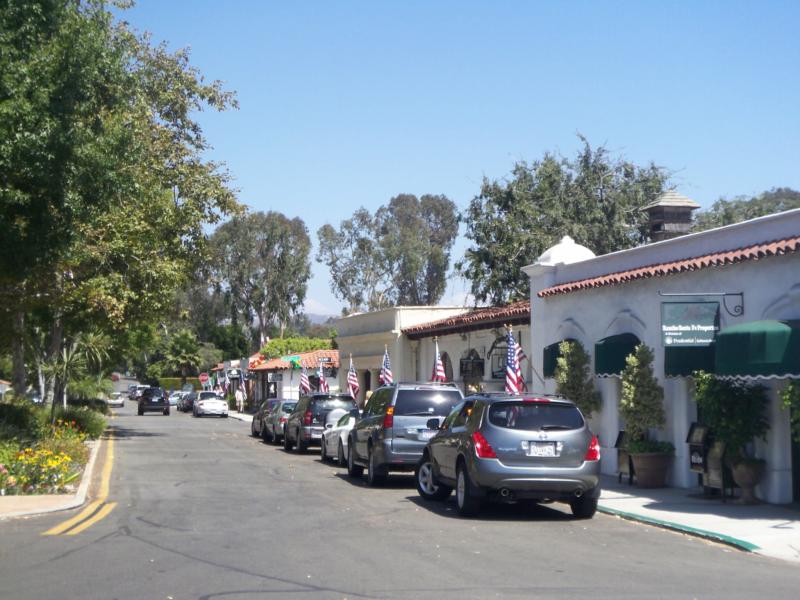 Rancho-Santa-Fe-Village-Parking-Issue